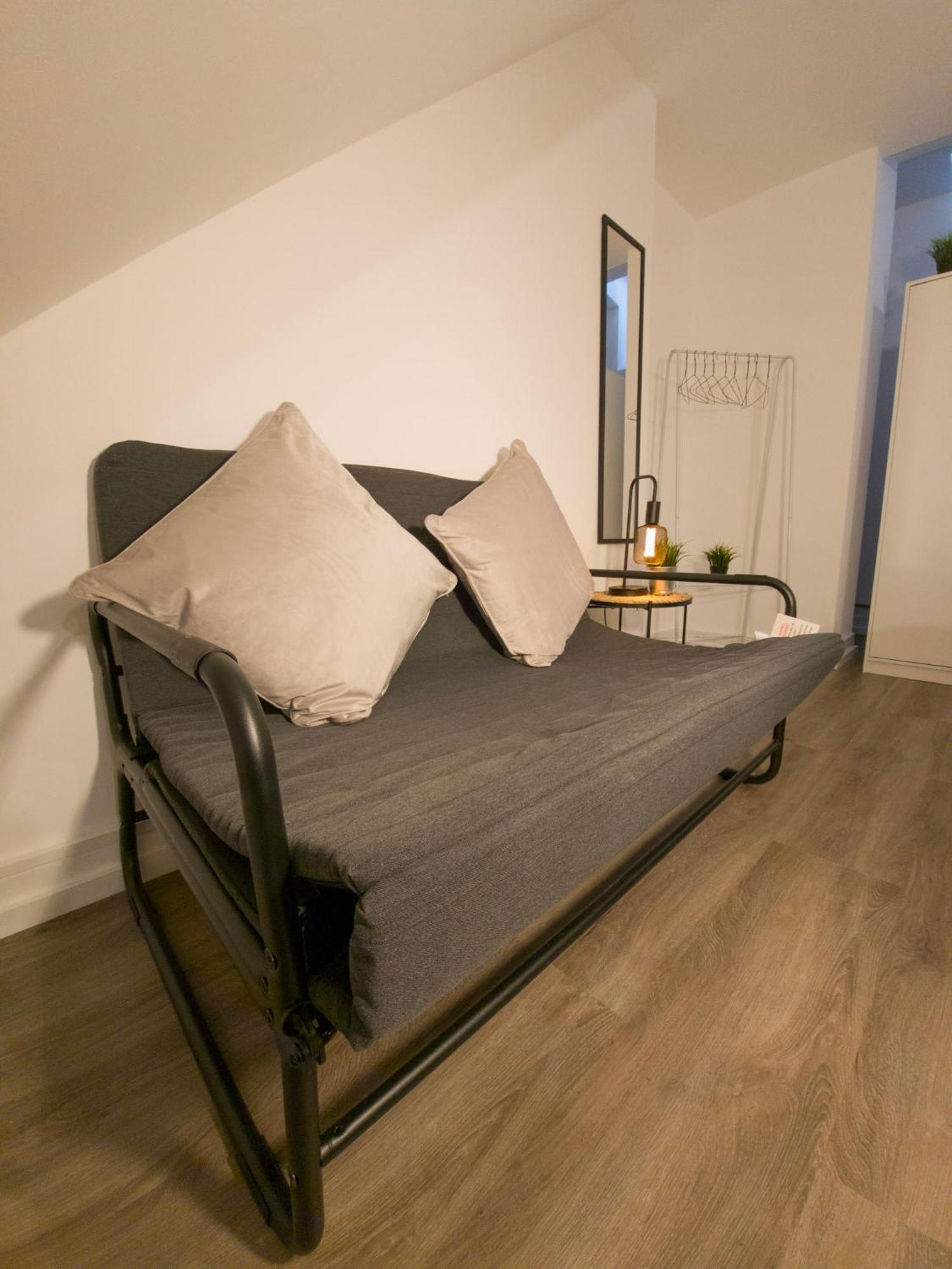 Plenty Of Parking Available; 3 Bedroom Apartment By Property Promise Cardiff Eksteriør billede